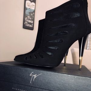 Giuseppe Zanotti 👠 ponty cutout bootie